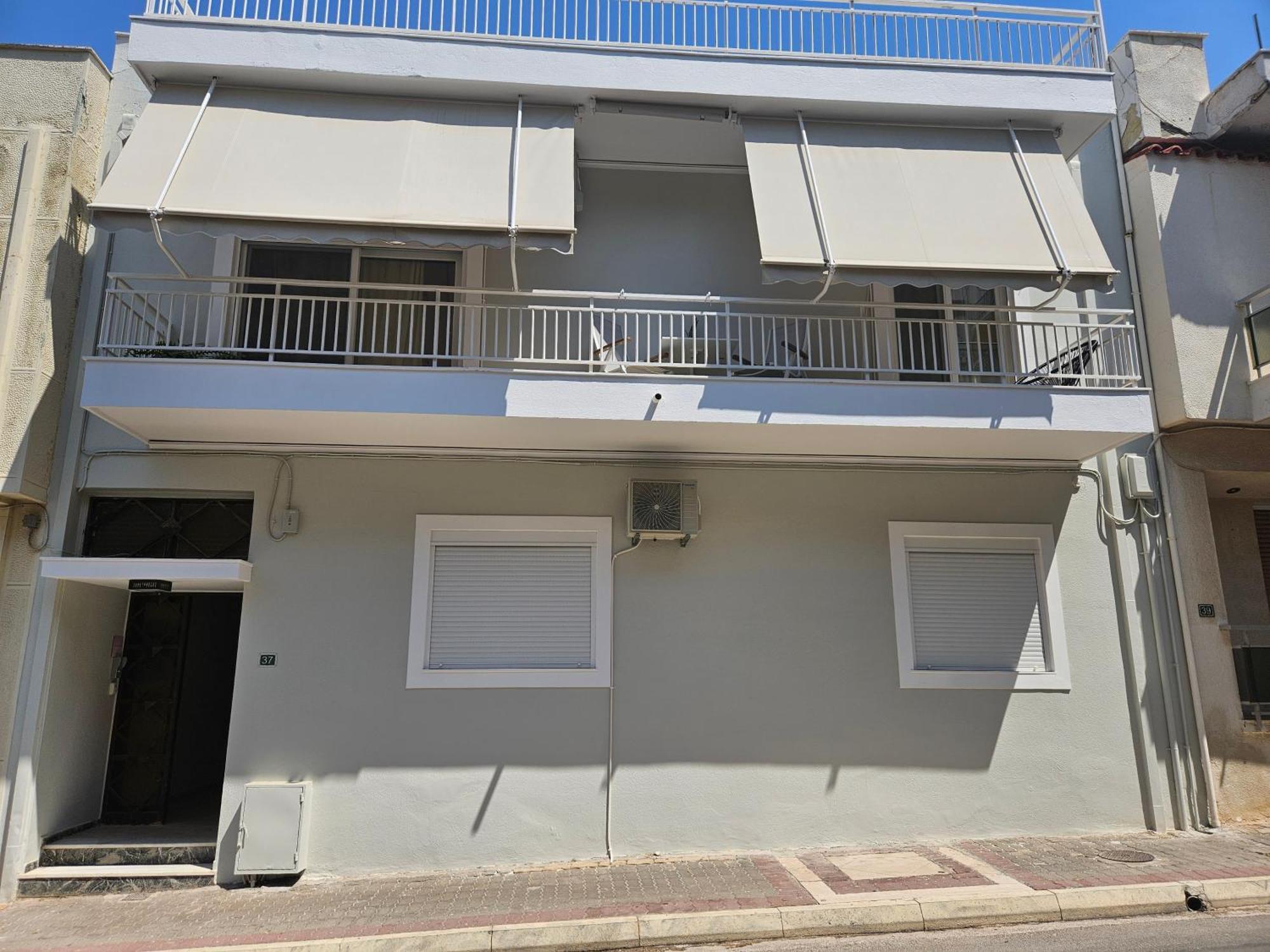 Maggie'S Blissful Escape Apartamento Loutráki Exterior foto